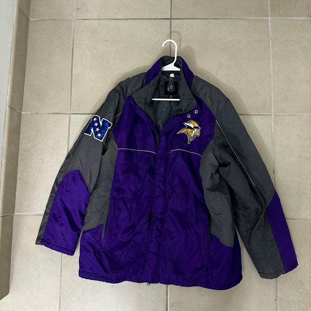 Minnesota Vikings puffer jacket